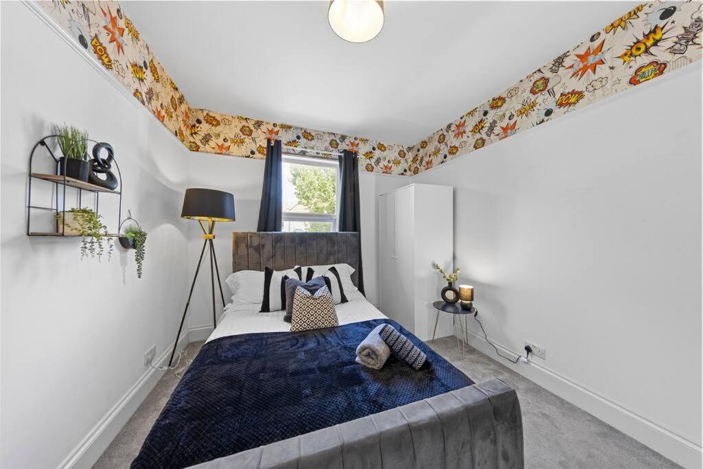 Appartement Charming Leytonstone 5 Bed -