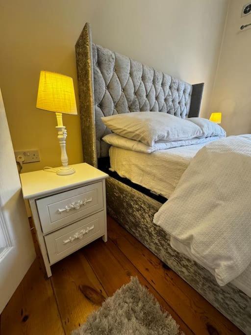 Entire 1Bed Stratford Westfield *