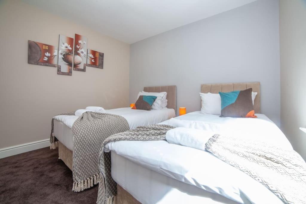 Apartment Spacy 3 Bedroom Woolwich