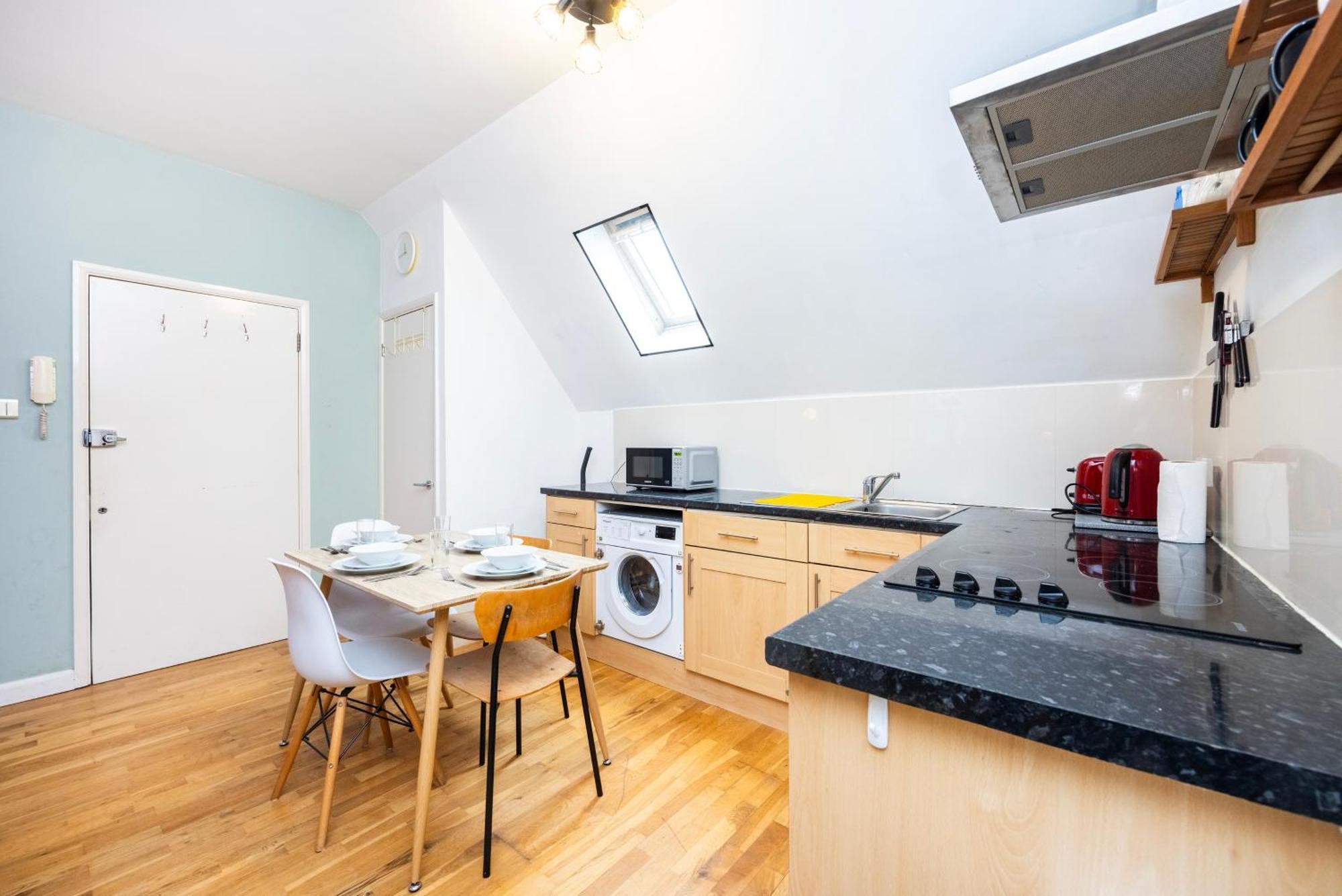 Apartment Vibrant Fresh Flat Near The Station - New Cross - Goldsmiths *
