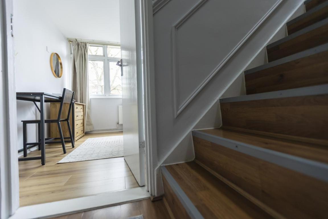 Grace House - 15 Minutes To Central Vakantiehuis Londen
