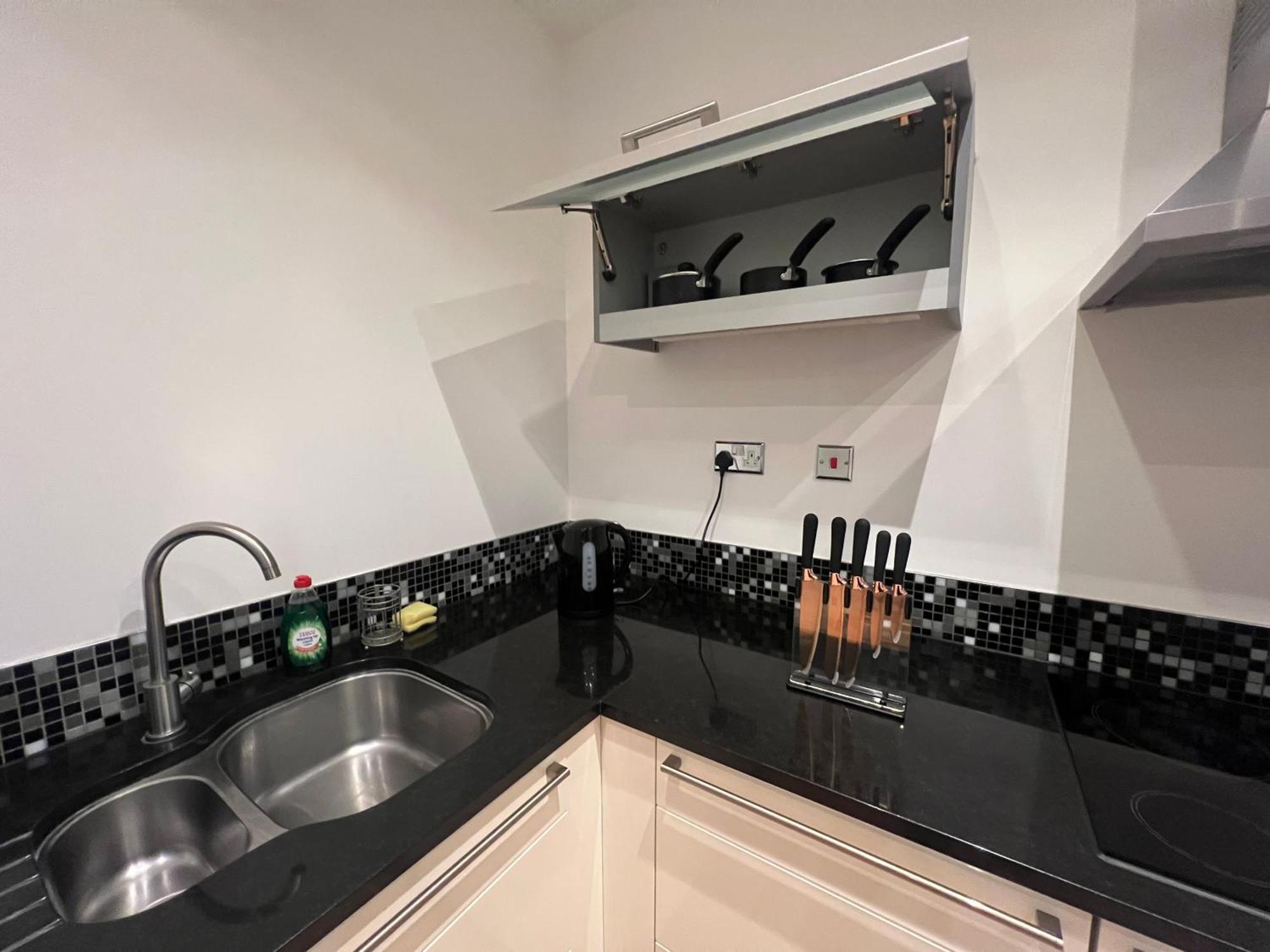 Panoramic View In Canary Wharf Penthouse * Londen