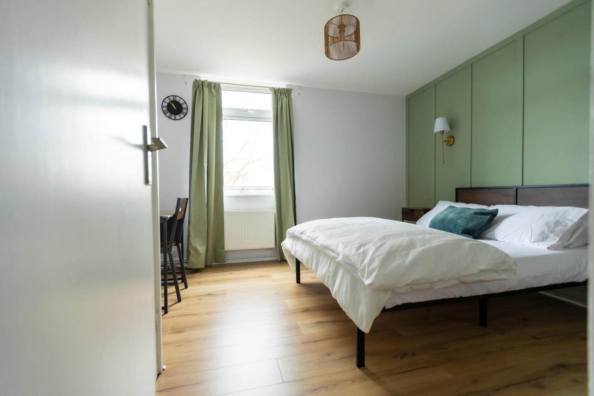 Grace House - 15 Minutes To Central Vakantiehuis *