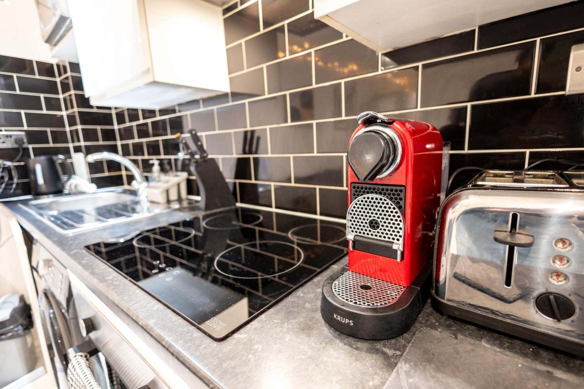 Flat In Stepney-limehouse - Apartment *