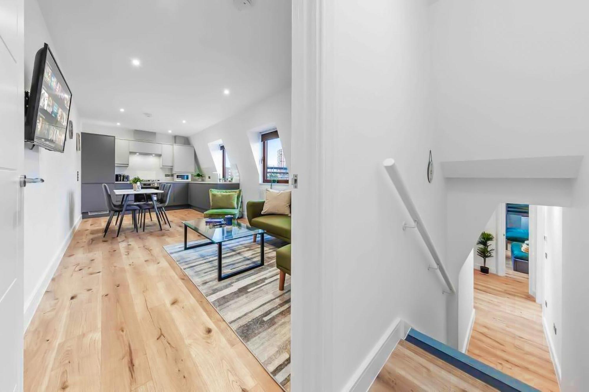 Apartment Serviced Apt In Central Lr3 London