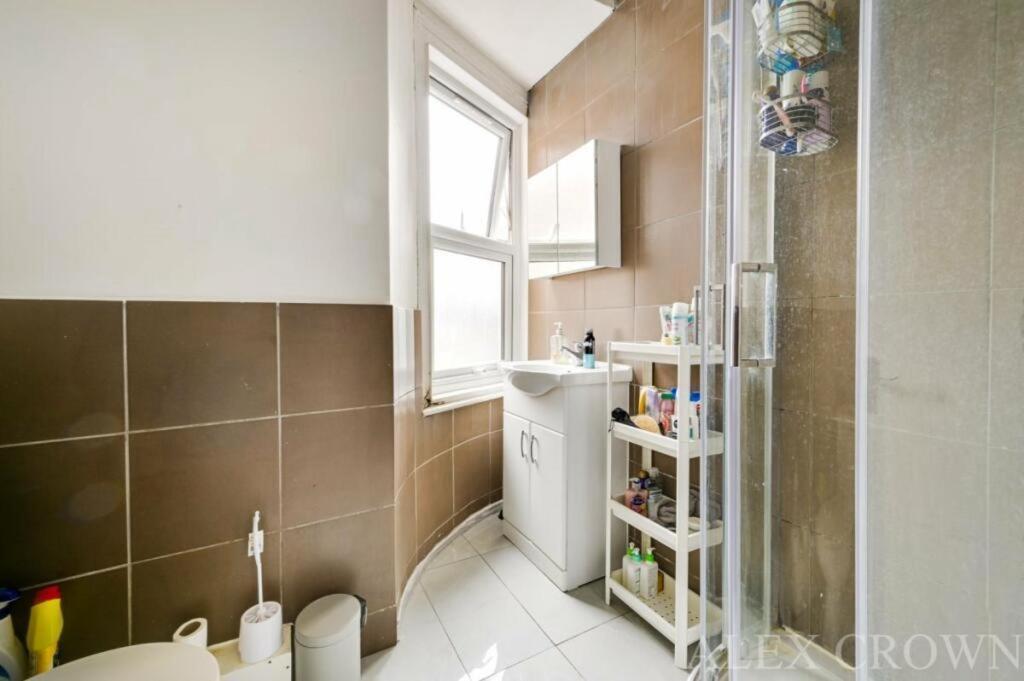 Guest house In East London