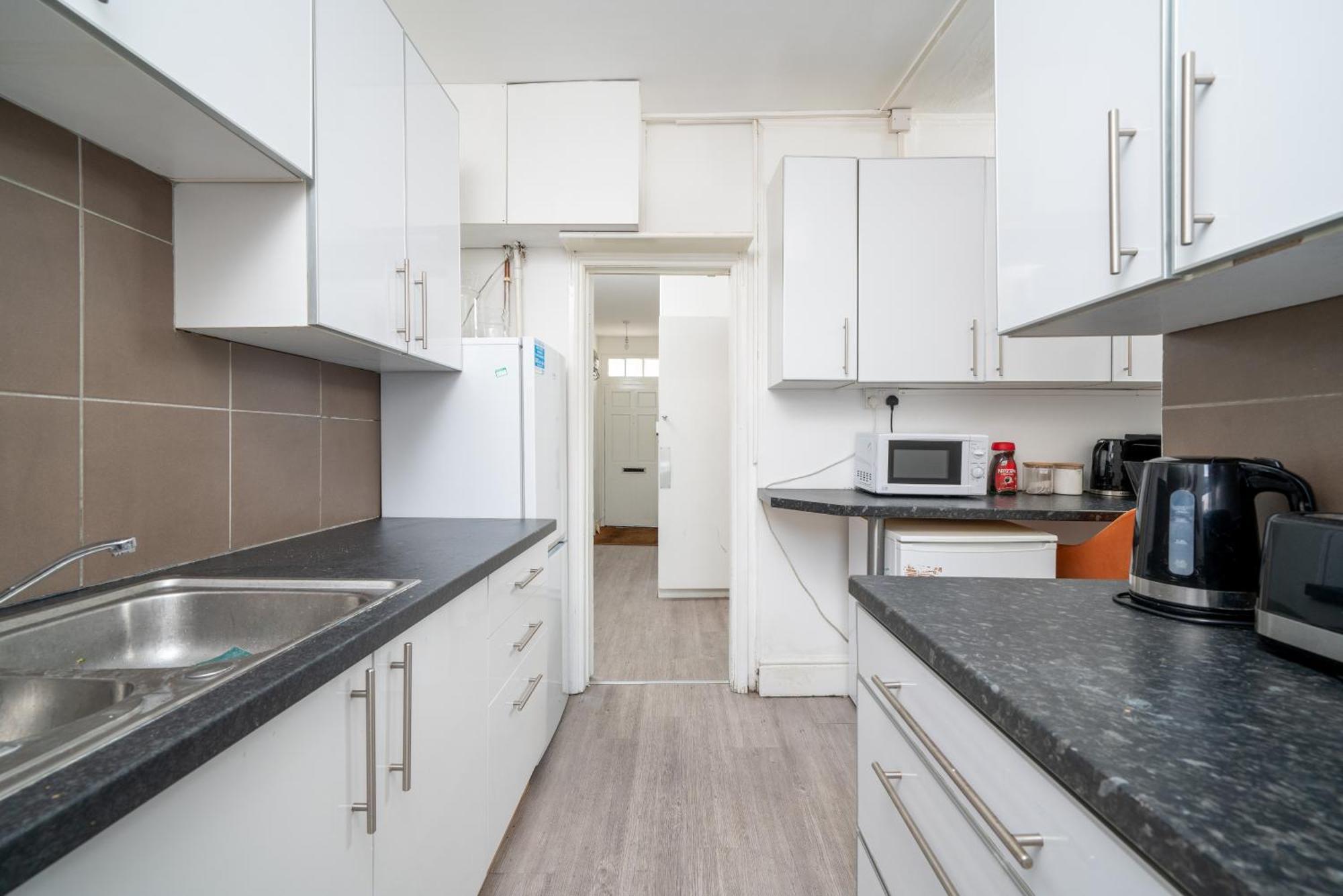 Guest house In East *
