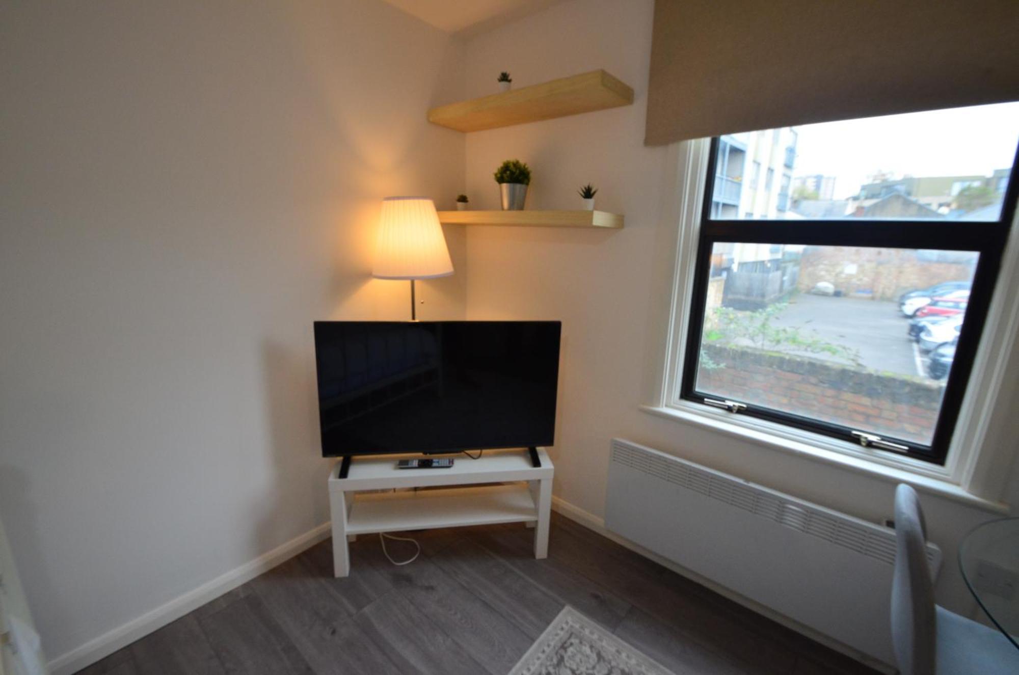 Hackney E5 - Perfect For Couples Getaway Londen