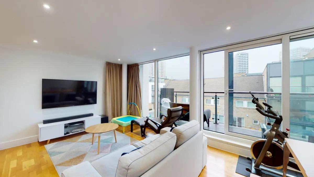 Leilighet Londwell, Canary Wharf Loft With Panoramic Balcony London
