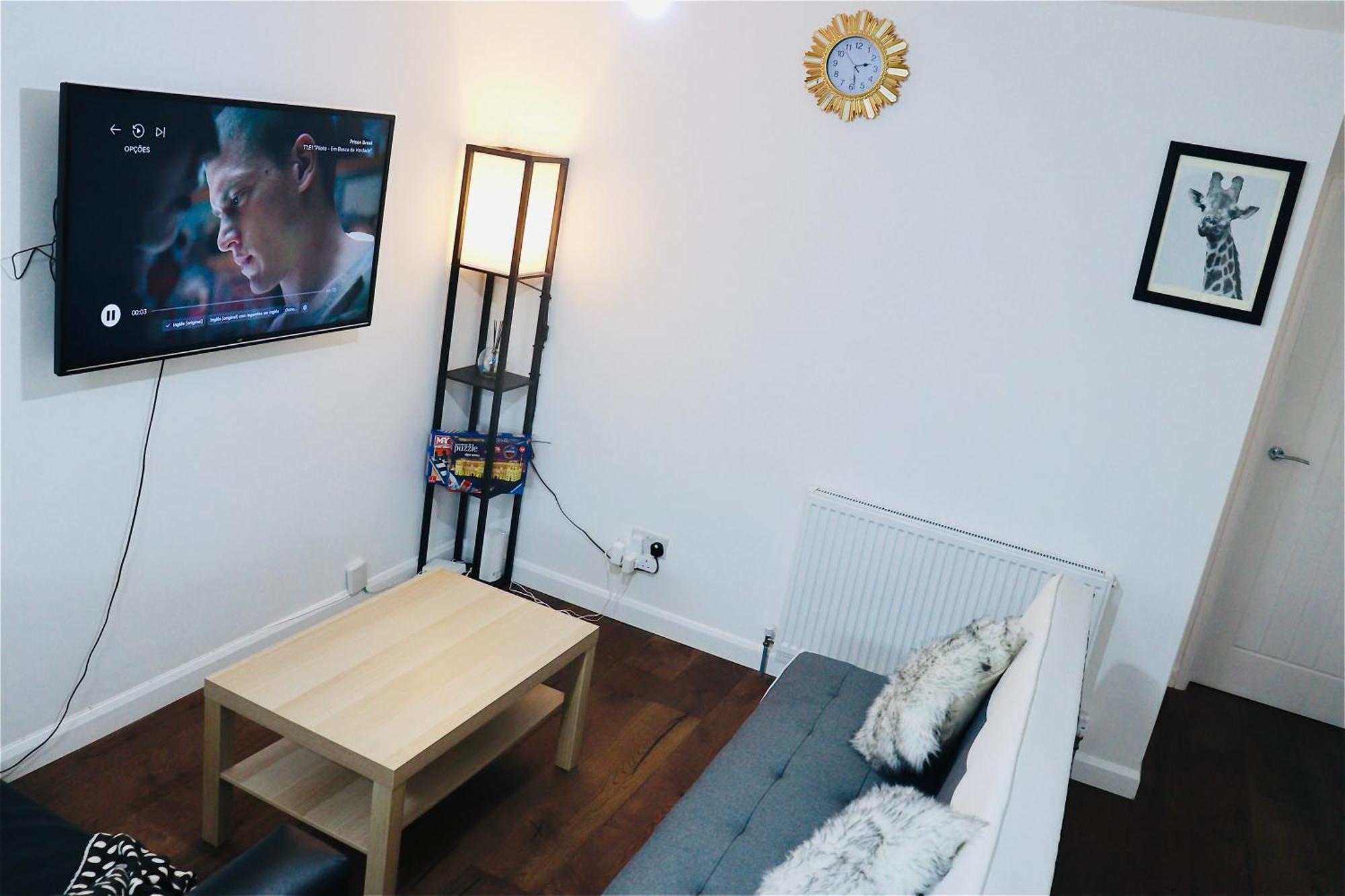 Appartement Two Bedroom Central Location Modern Flat Stratford Londen