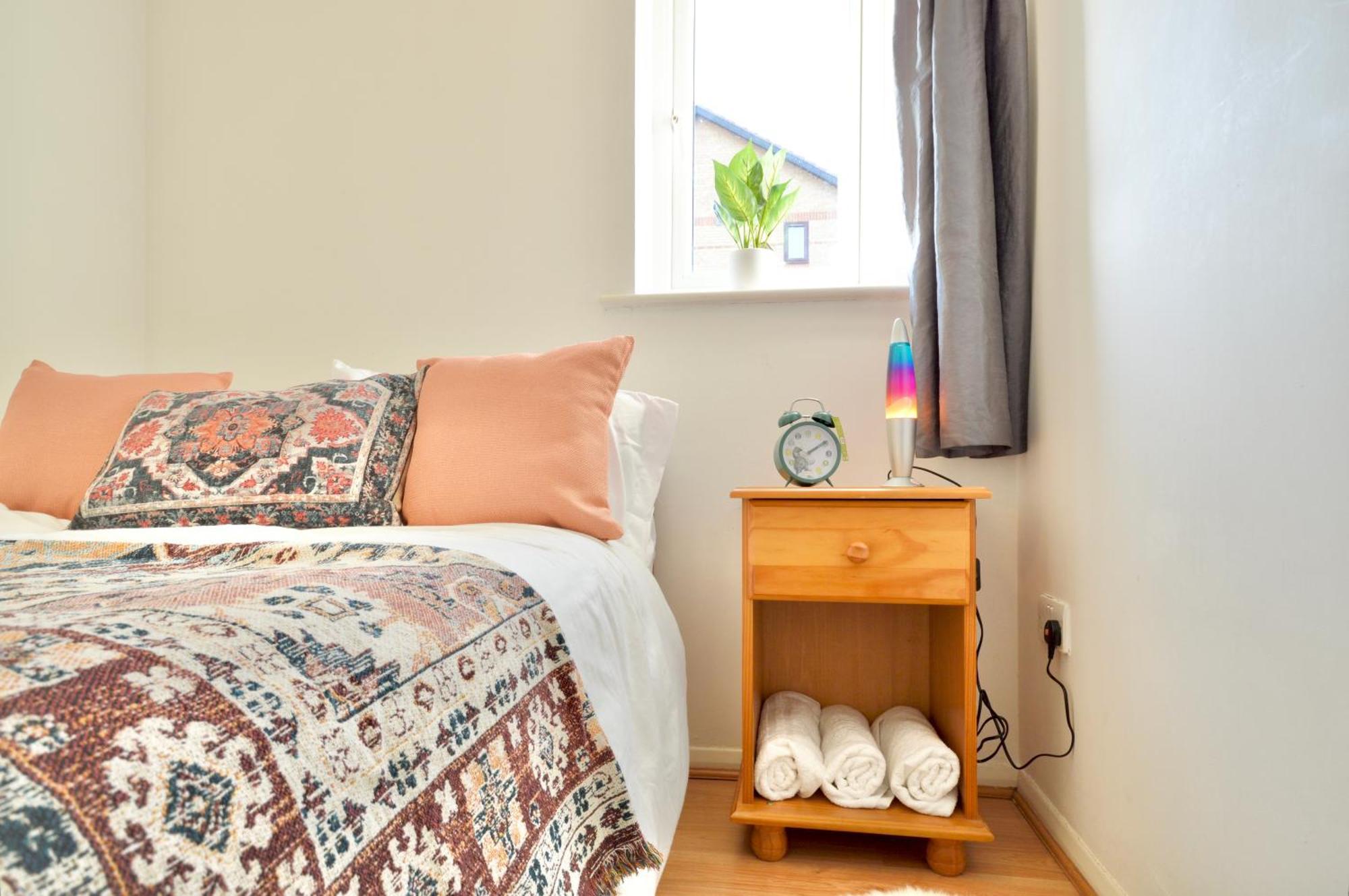 Silver Street Apartment