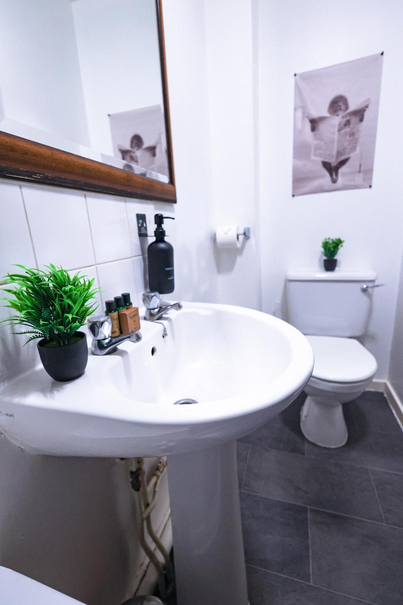 The Heart Of Brick Lane, Sleeps 7! Ferienhaus London