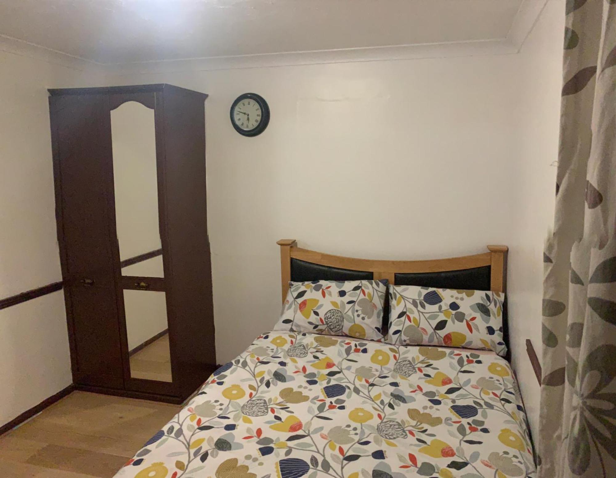 Cosy By Excel Centre & Airport Apartment *