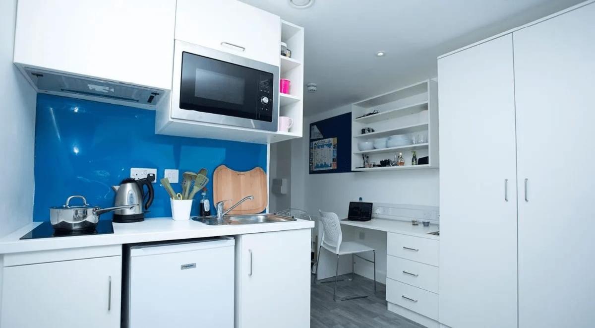 The Cube Greenwich Premium Studios * London