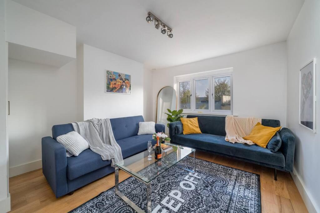 New 4bd Stylish With Amazing Transport Apartment London