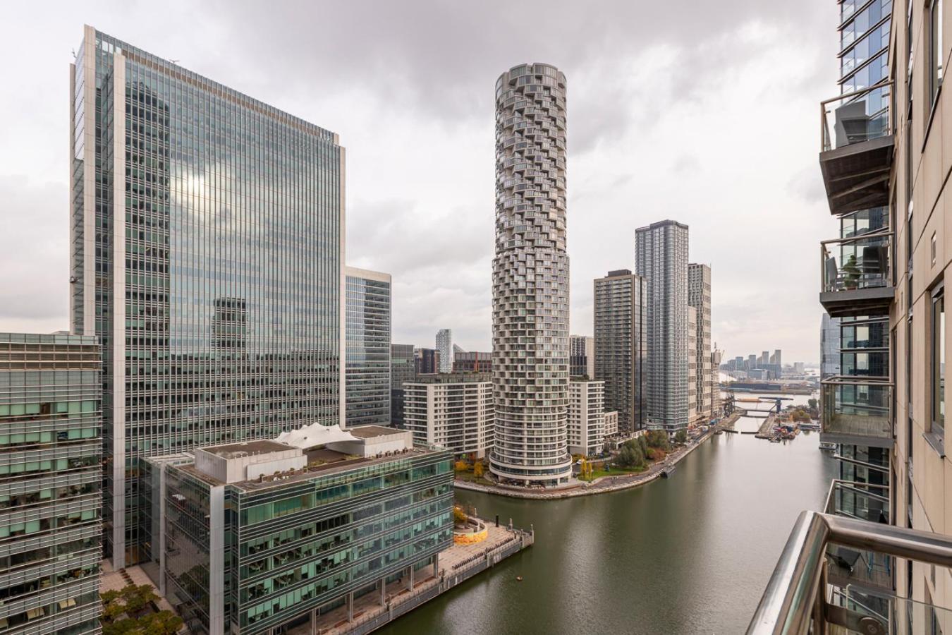 Waterfront * London