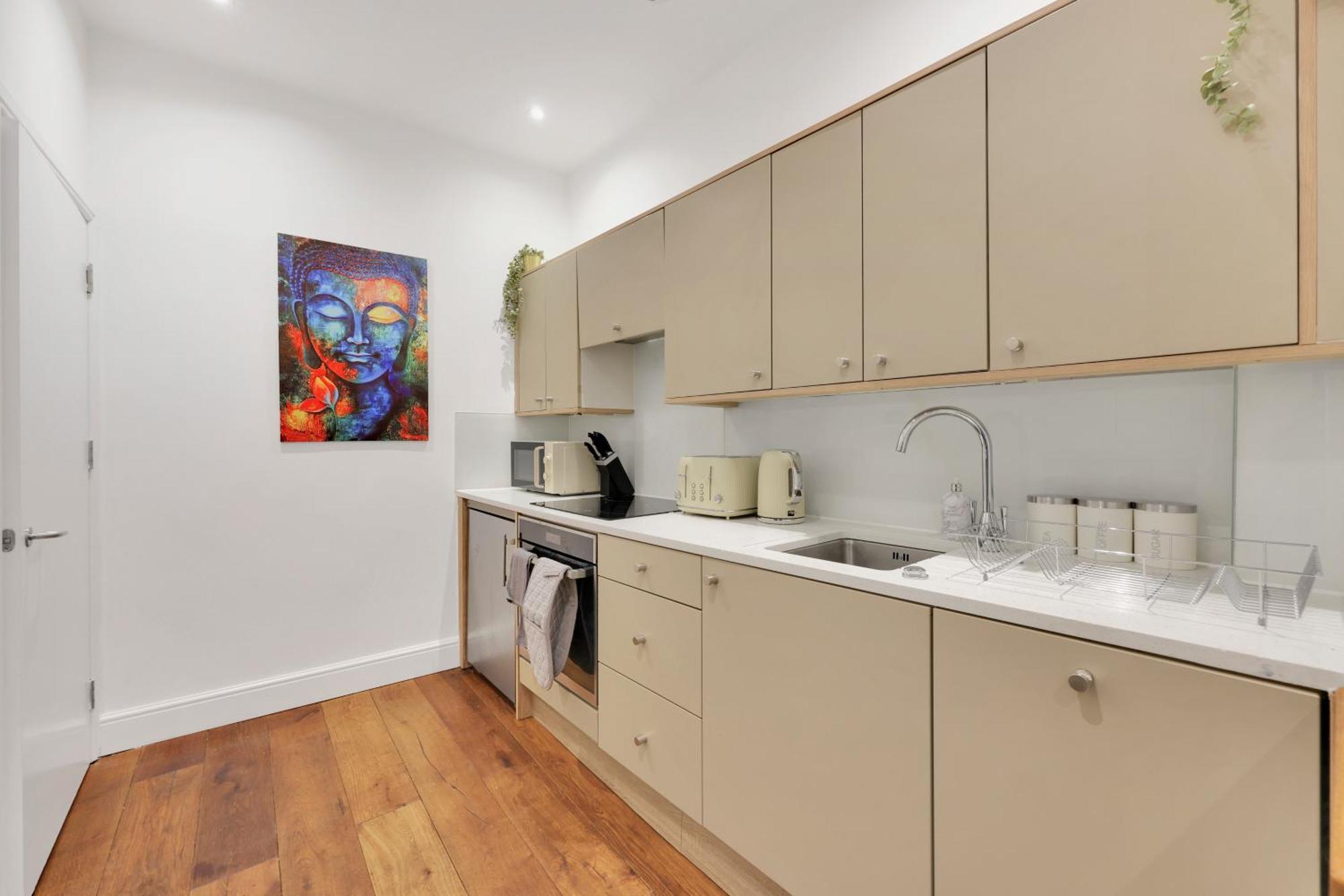 Apartment 1 Bedroom Short Term & Flexible Renting Hackney With Free Wifi London