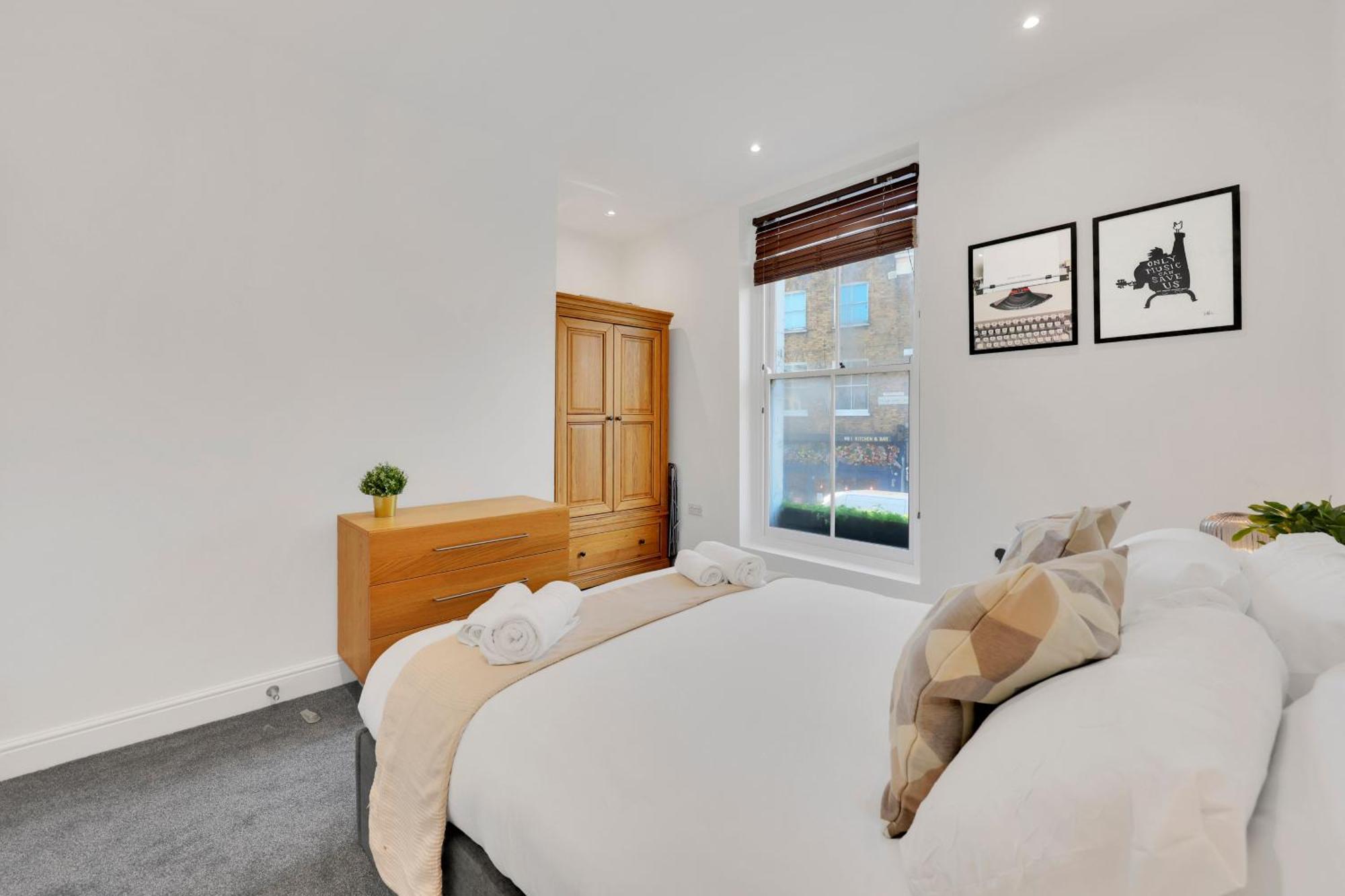 Apartment 1 Bedroom Short Term & Flexible Renting Hackney With Free Wifi *