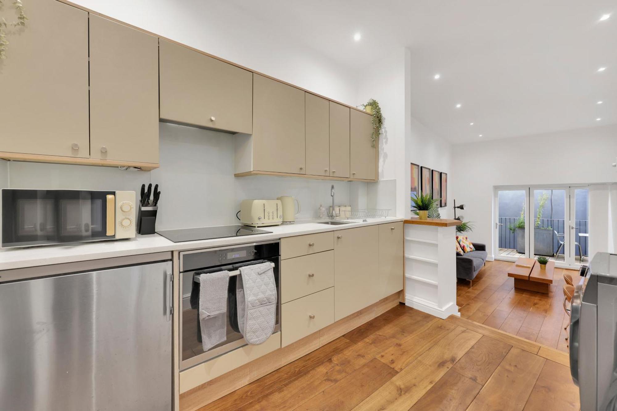 Apartment 1 Bedroom Short Term & Flexible Renting Hackney With Free Wifi *