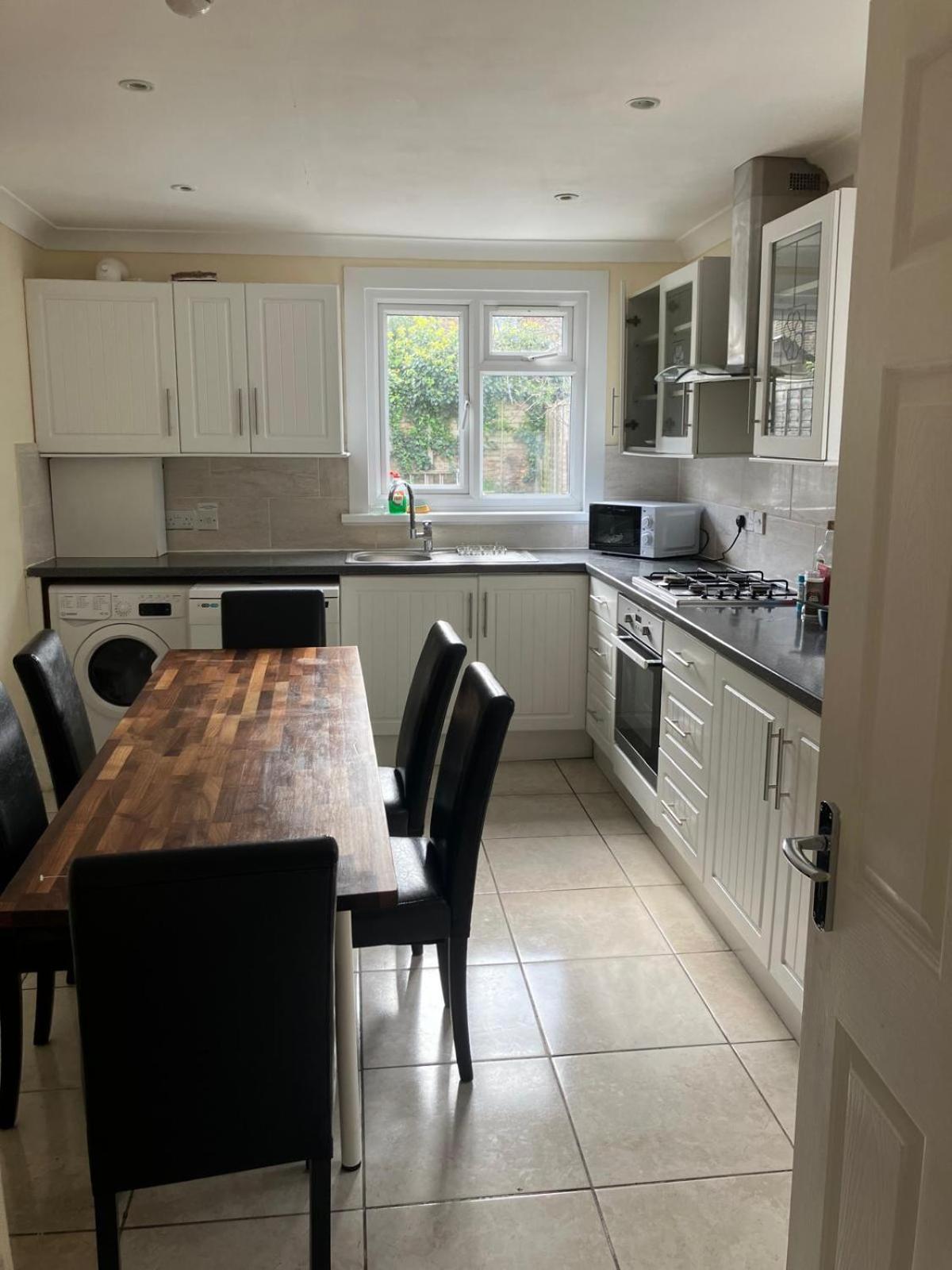 Bed & Breakfast Specious Flats *