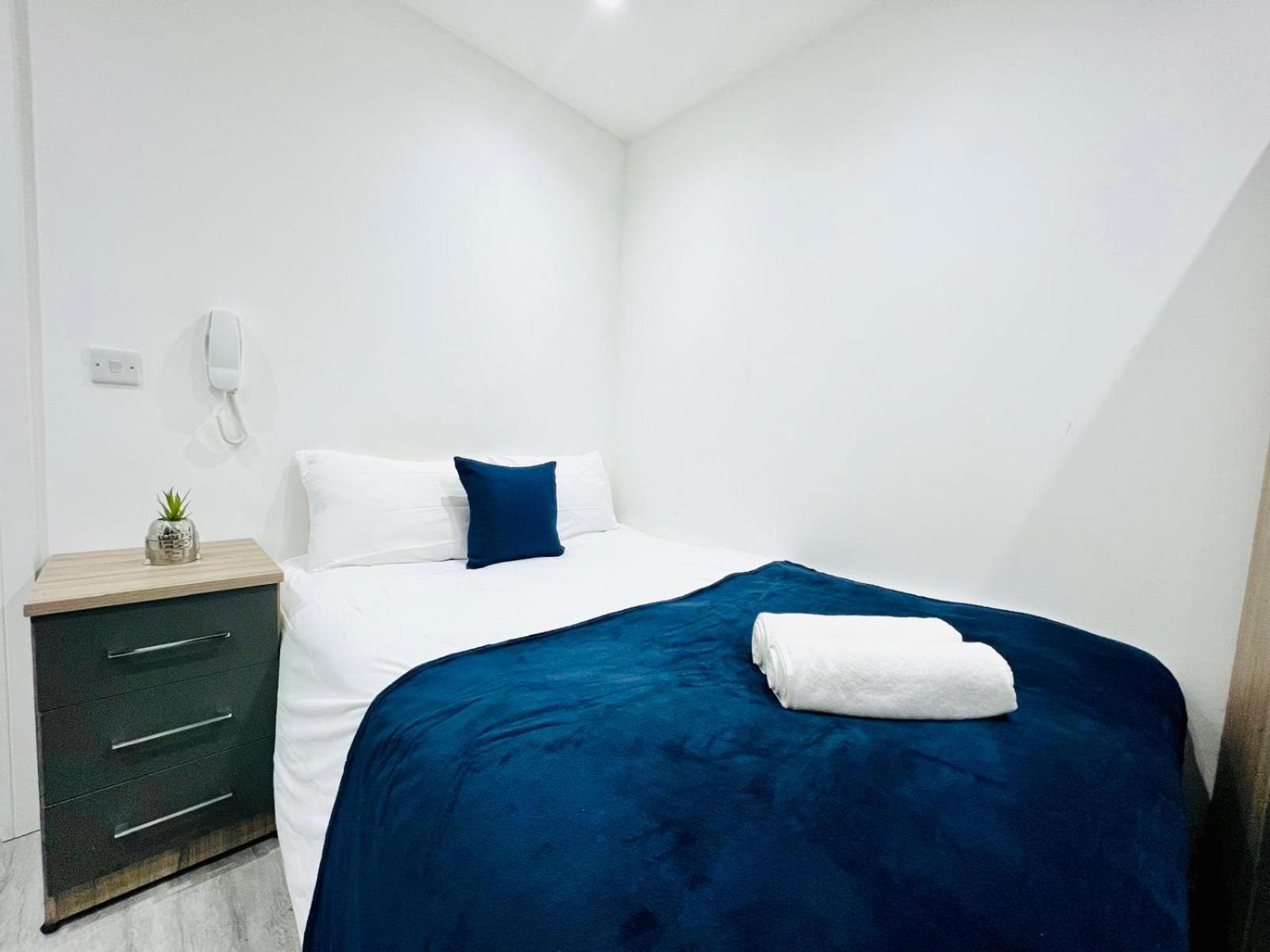 Flats, Perfect Location To Visit London! Apartment