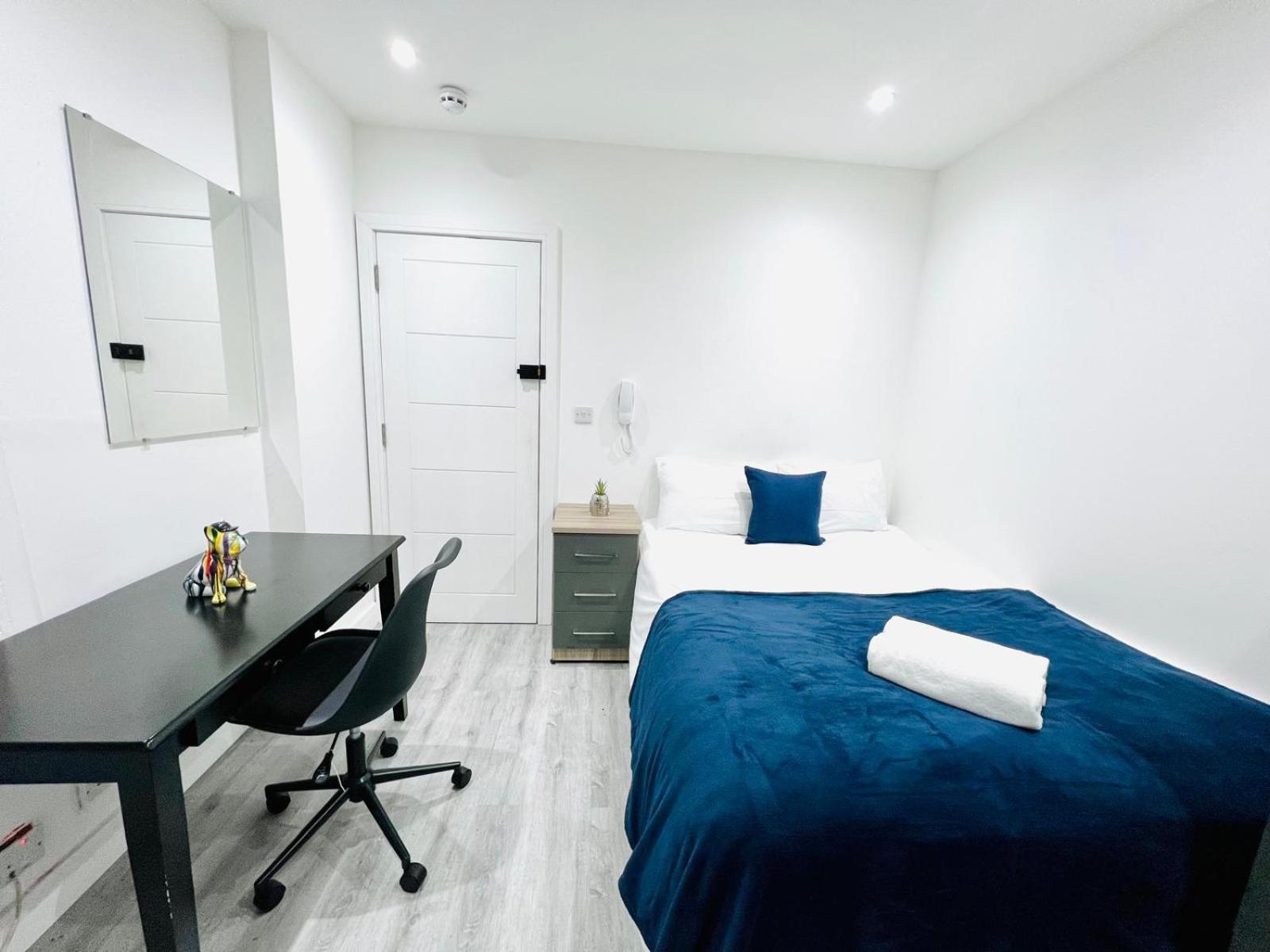 Flats, Perfect Location To Visit London! London