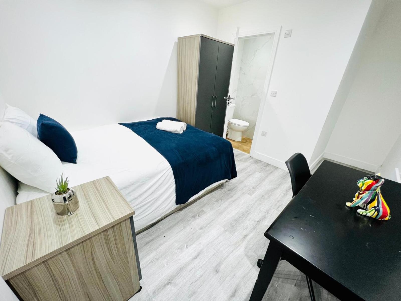 Apartment Flats, Perfect Location To Visit London! London