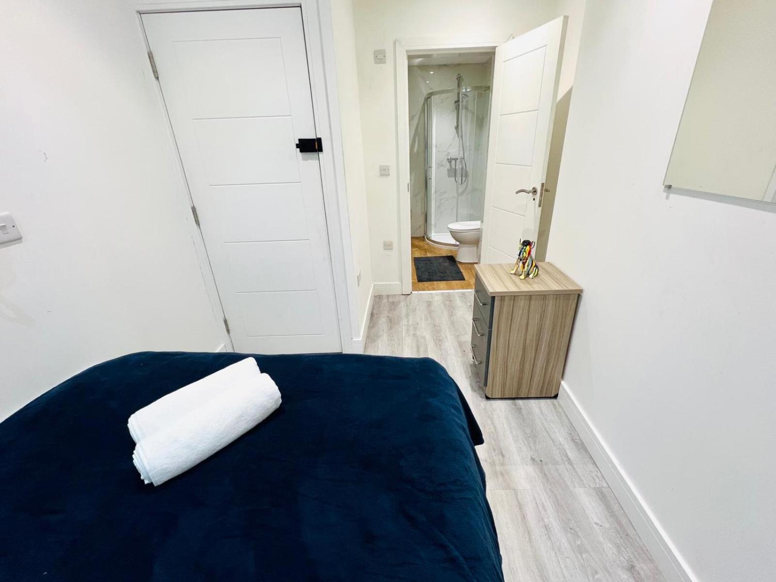 Flats, Perfect Location To Visit London! London