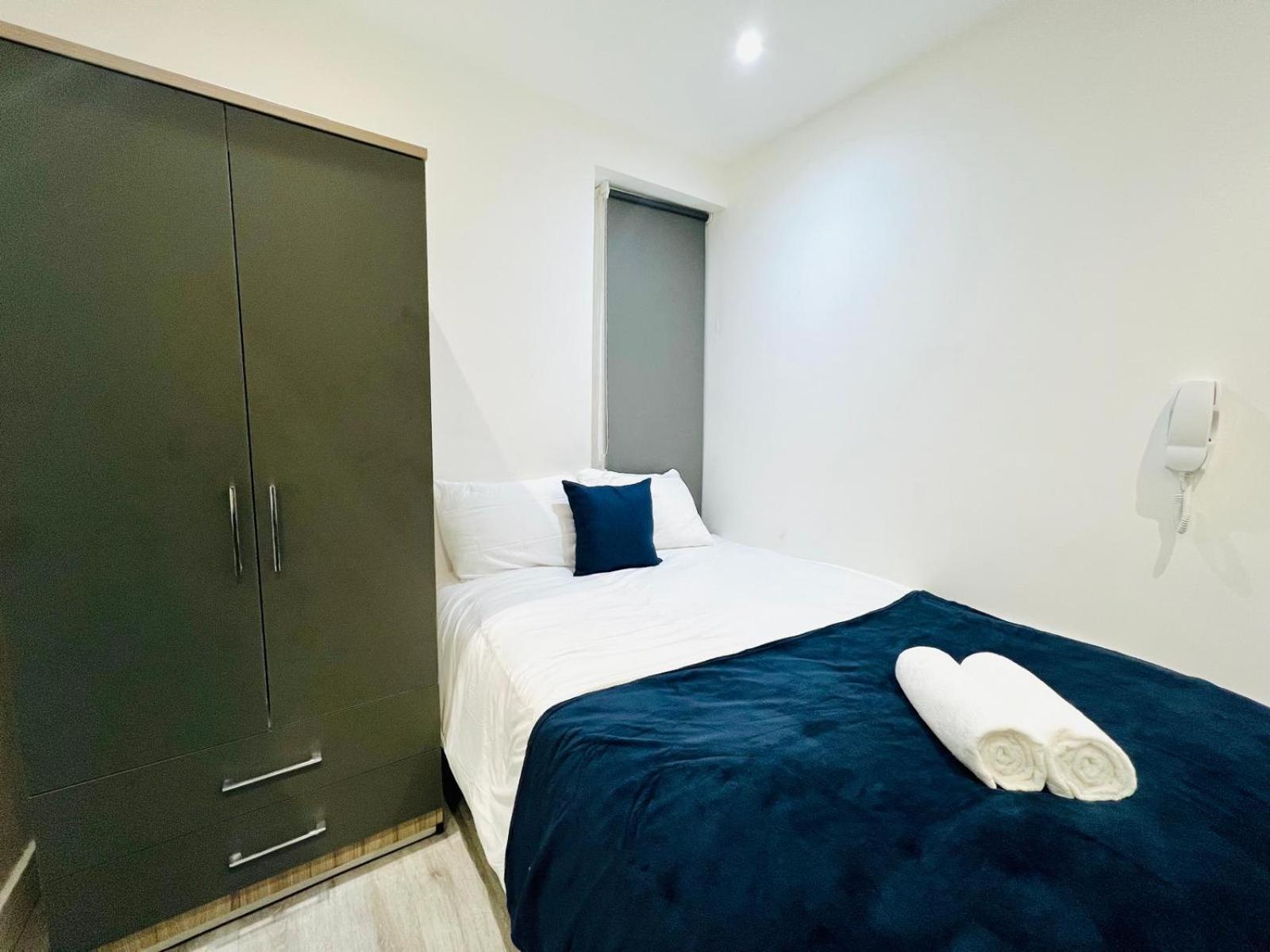 Apartment Flats, Perfect Location To Visit London! *