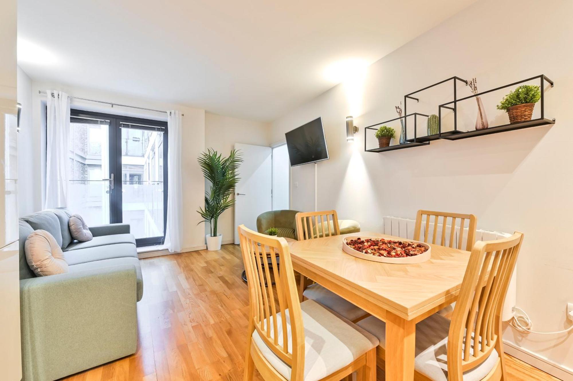 Delightful Tower Bridge Sleeps 6 * Londen