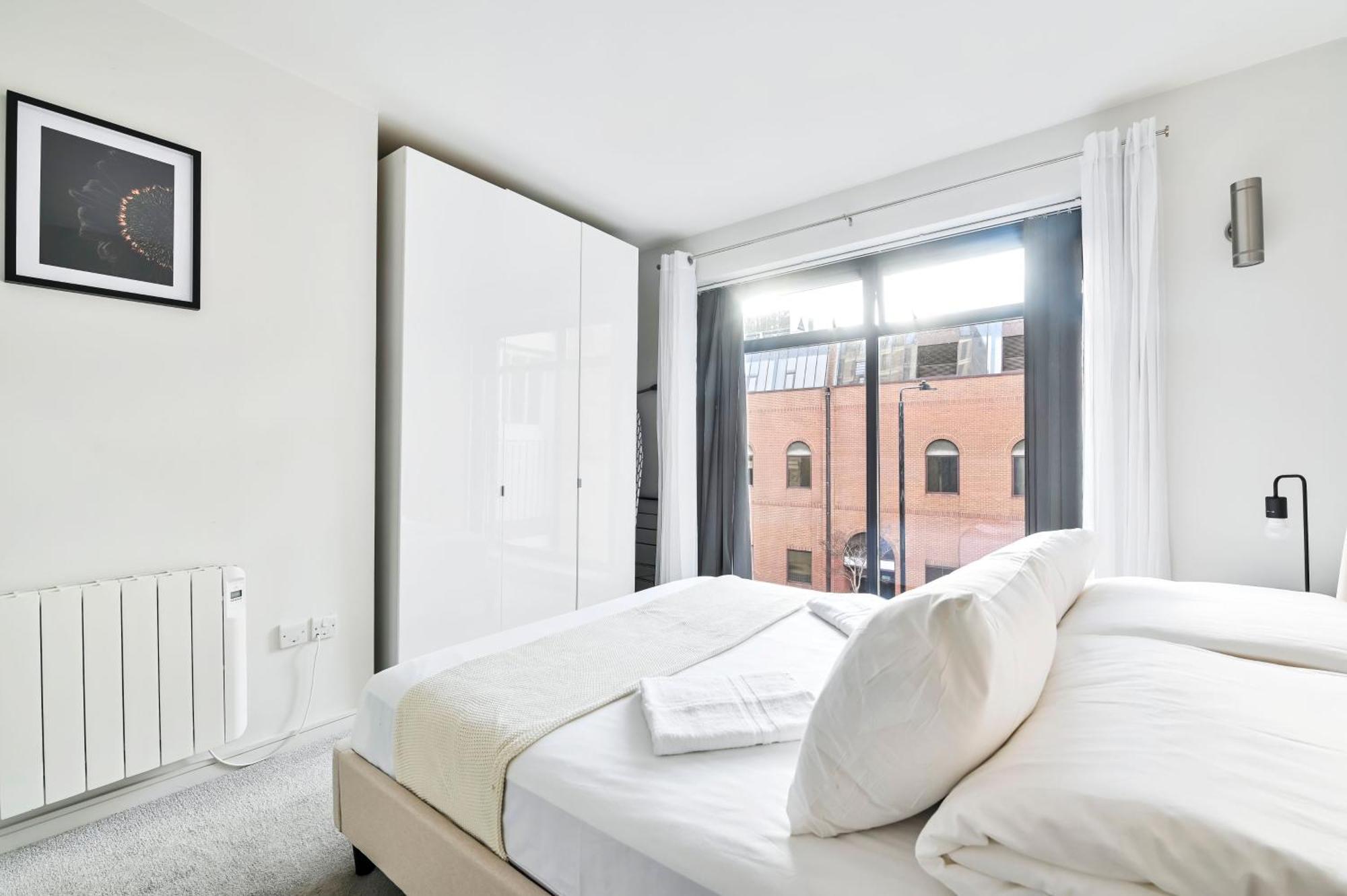 Delightful Tower Bridge Sleeps 6 * Londen