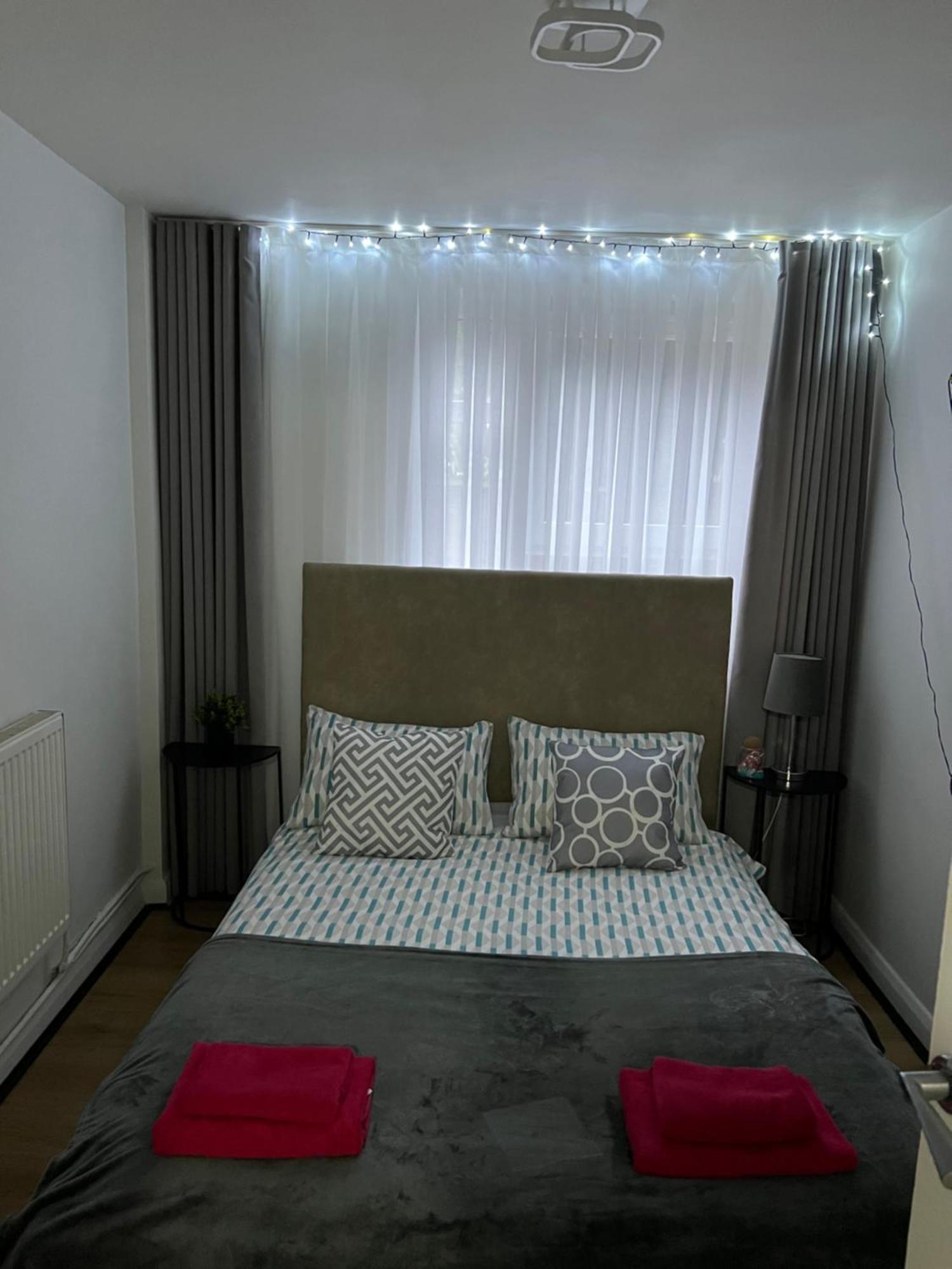 Spacious For Rent 10 Min From Tower Bridge Guest house