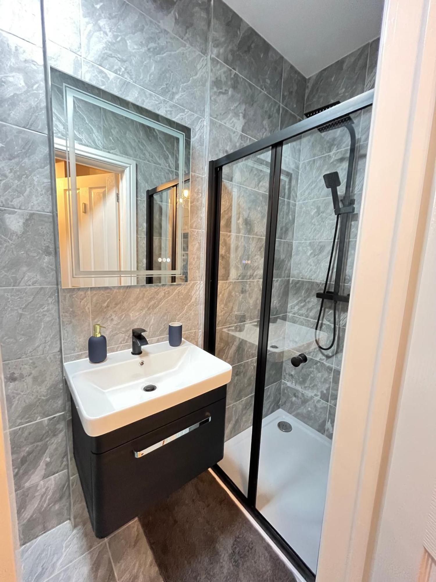 Luxury In - Walthamstow Village - E17 Apartment London