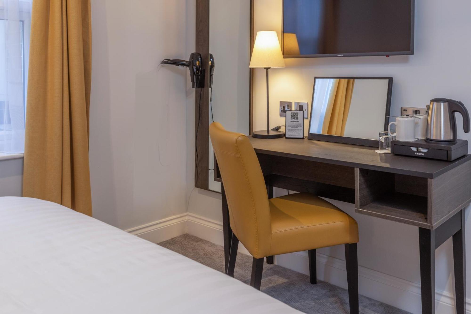 Western Kensington Olympia Hotel 3*