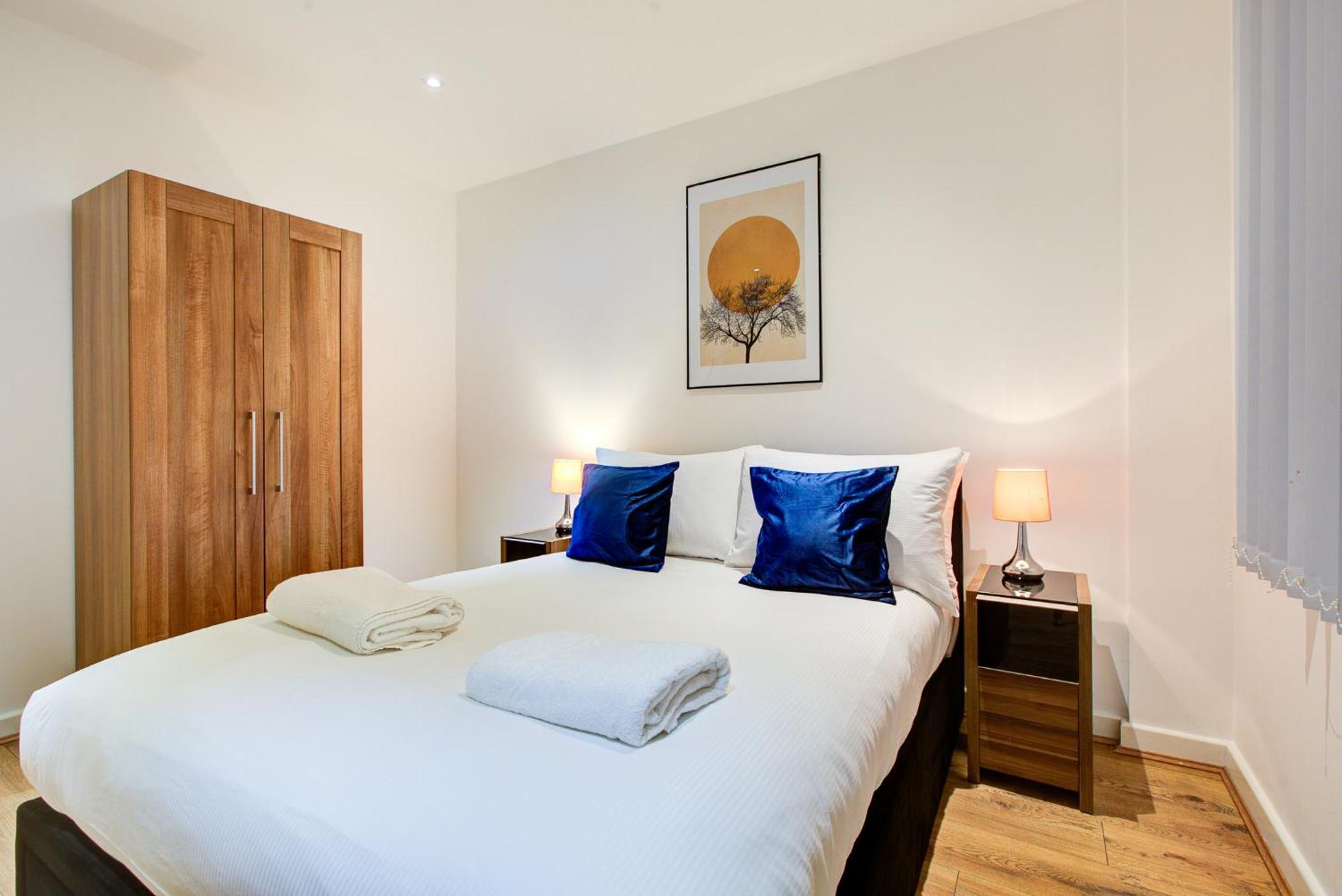 Hybrid Resi Greenwich Near O2 Arena