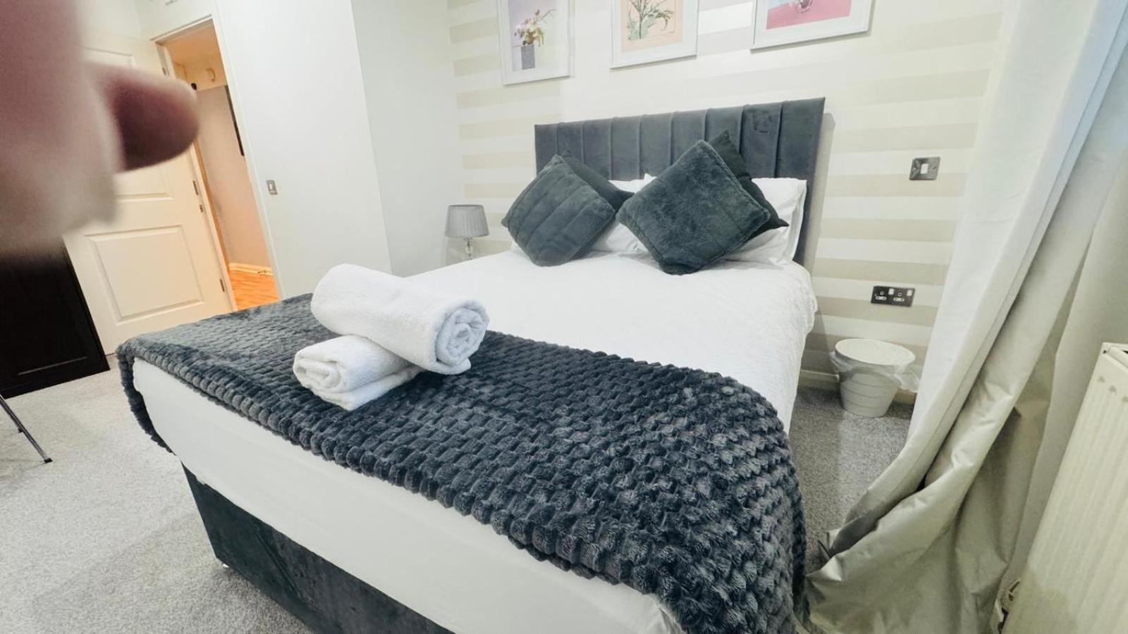 Entire Next To Canary Wharf In Leilighet London
