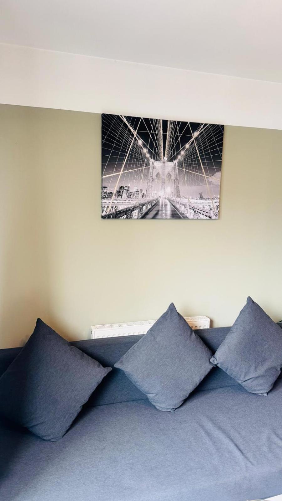 Entire Next To Canary Wharf In Leilighet