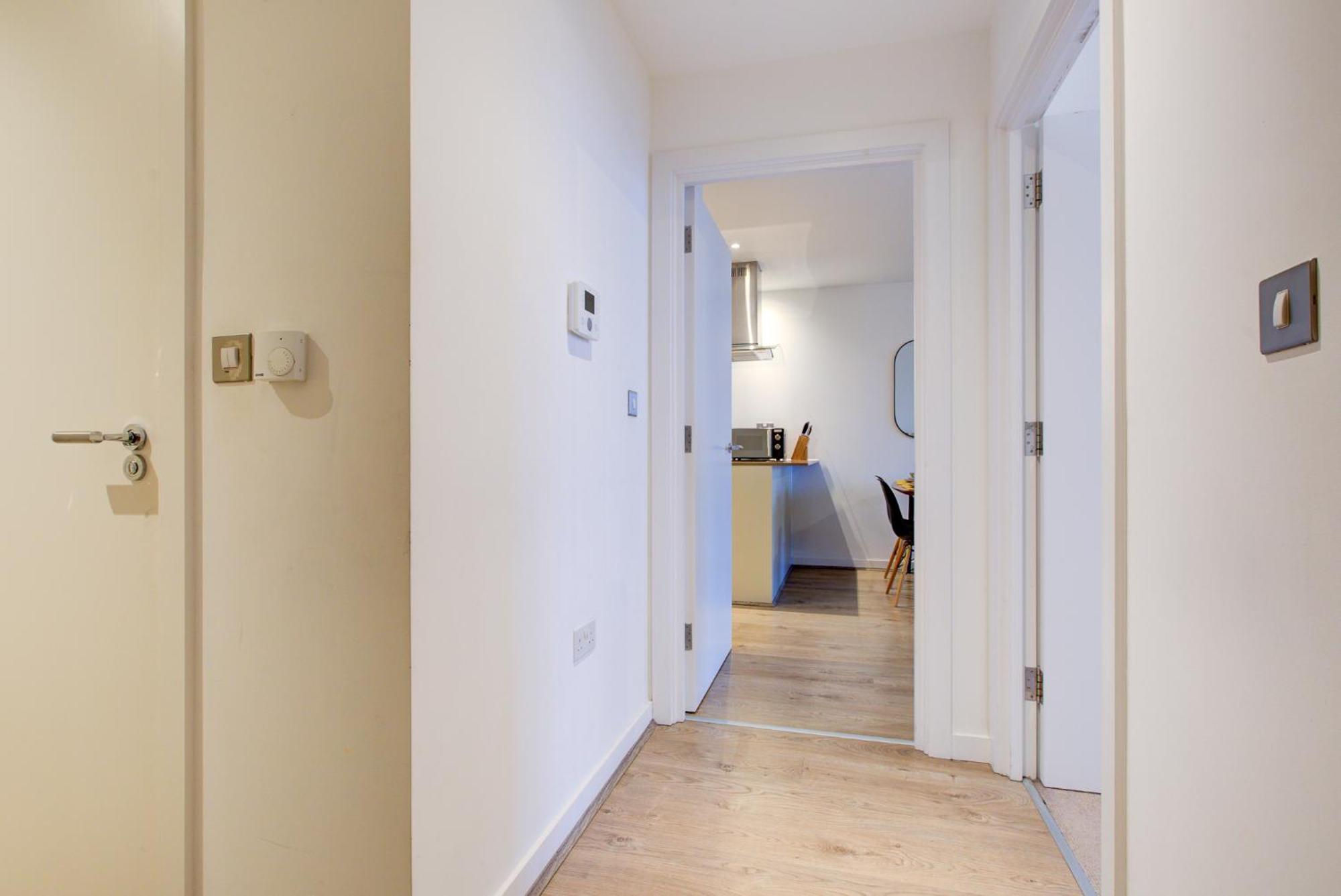 Apartment Apes Tower 3 By Artsy London
