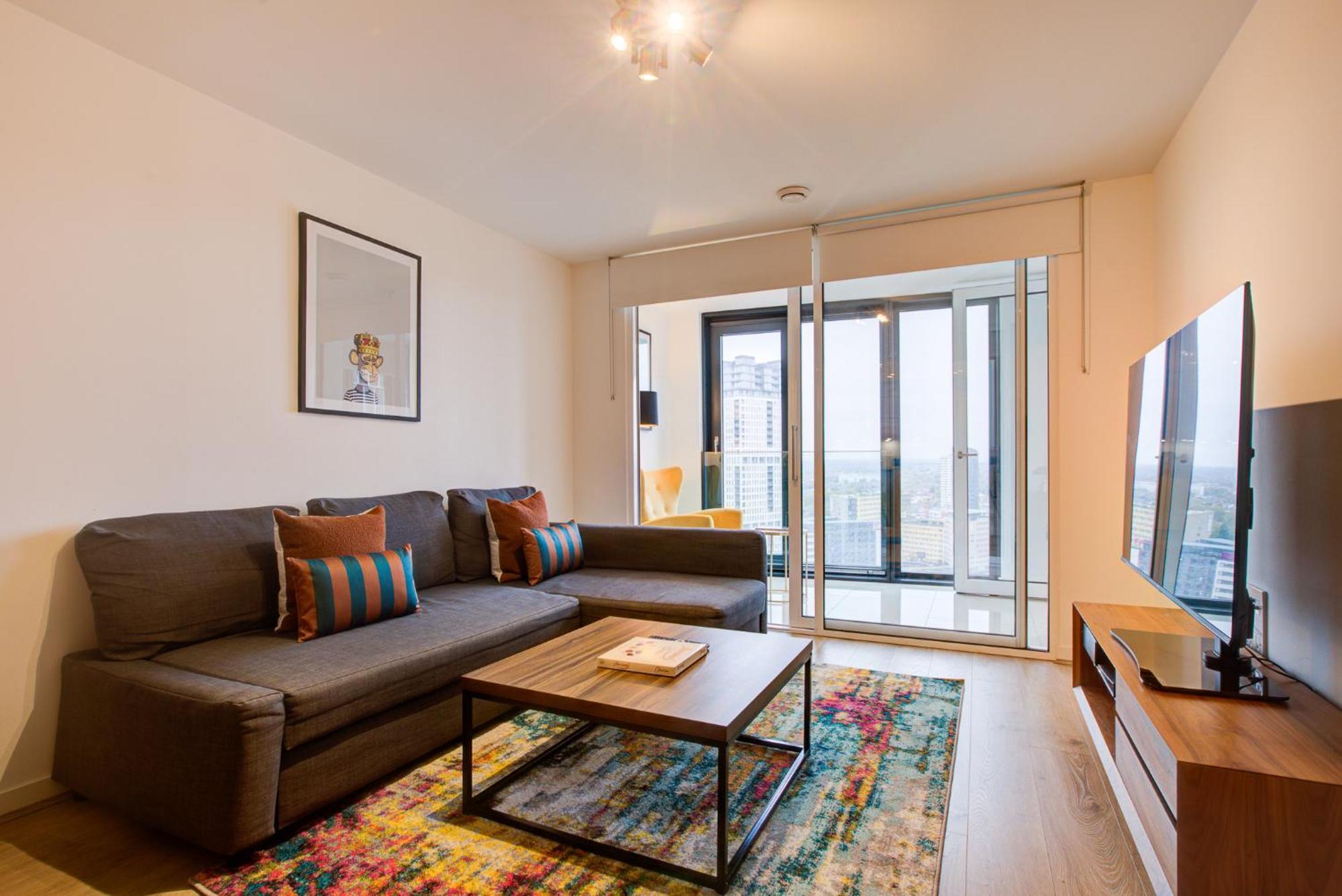 Apes Tower 3 By Artsy Apartment