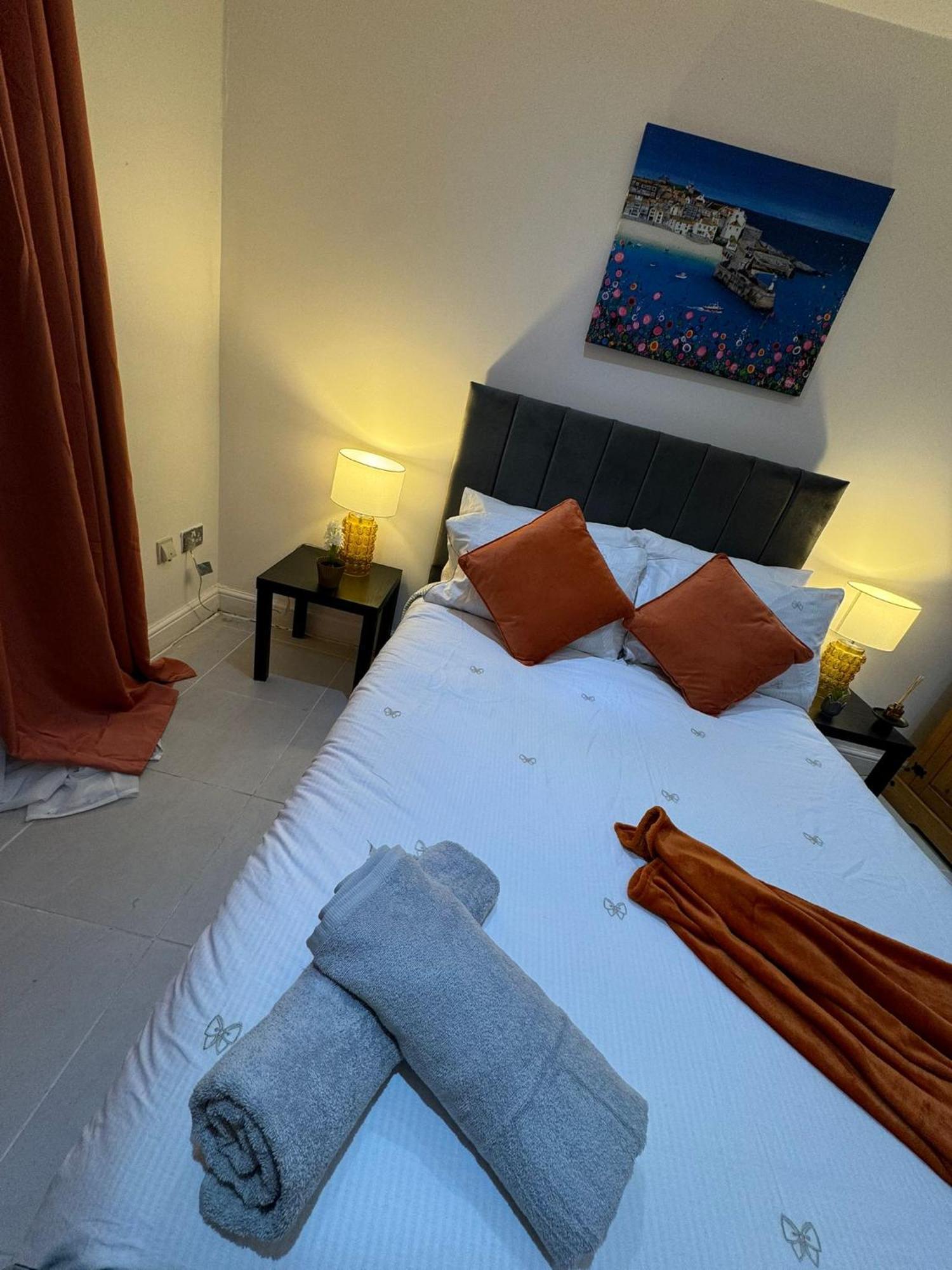 Cosy Luxurious In The Heart Of Privat overnatting London