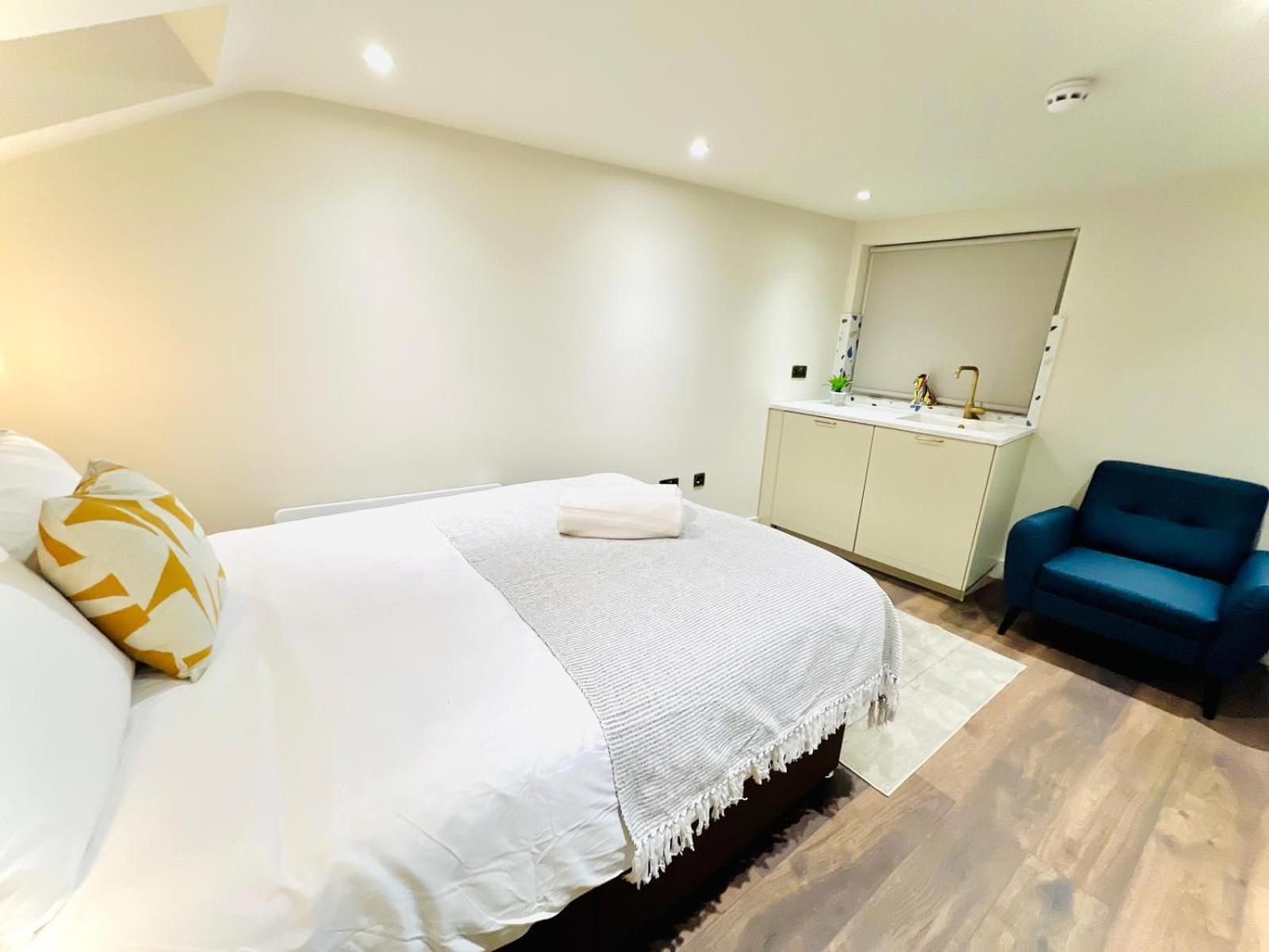 Gasthof Holly A Mini Great Location For Tourist!!! London