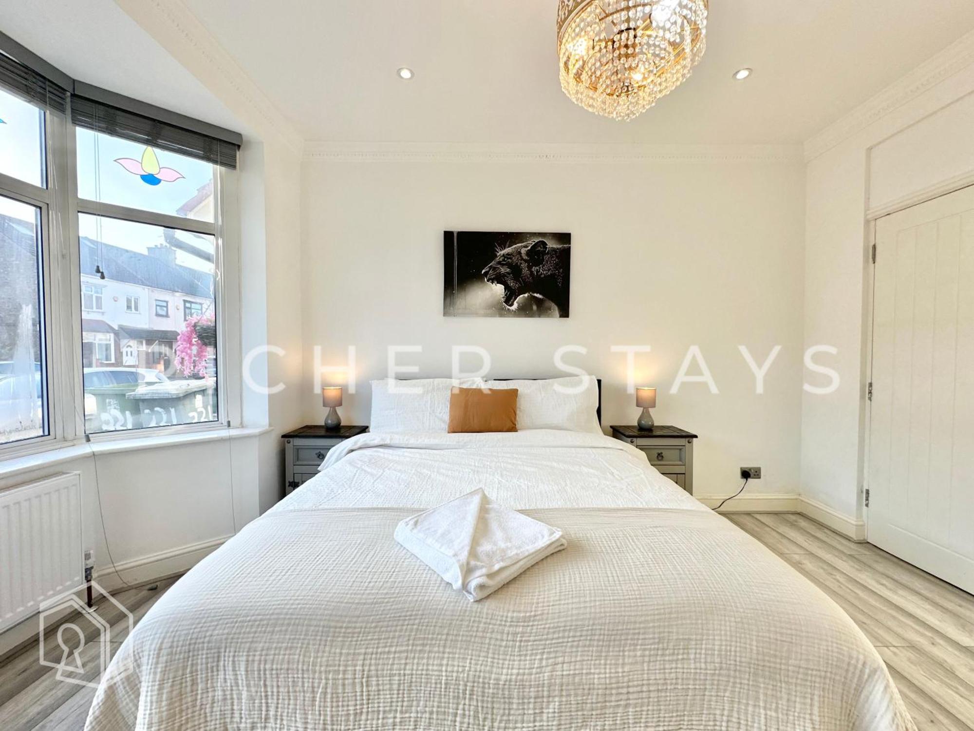 Modern 1-2 Bedroom East Ldn Flat With Private Garden * Londen