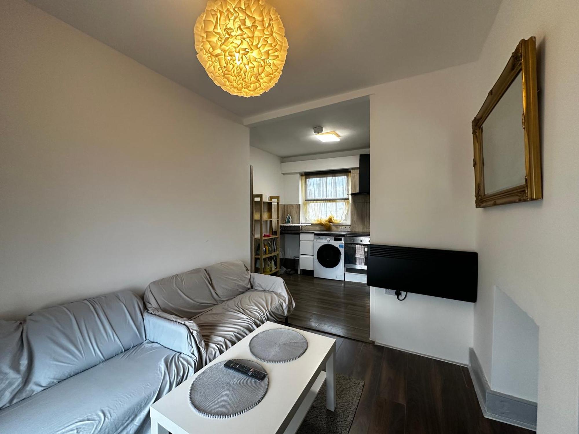 Mileend 4 Large Master Bedroom Habitación en casa particular