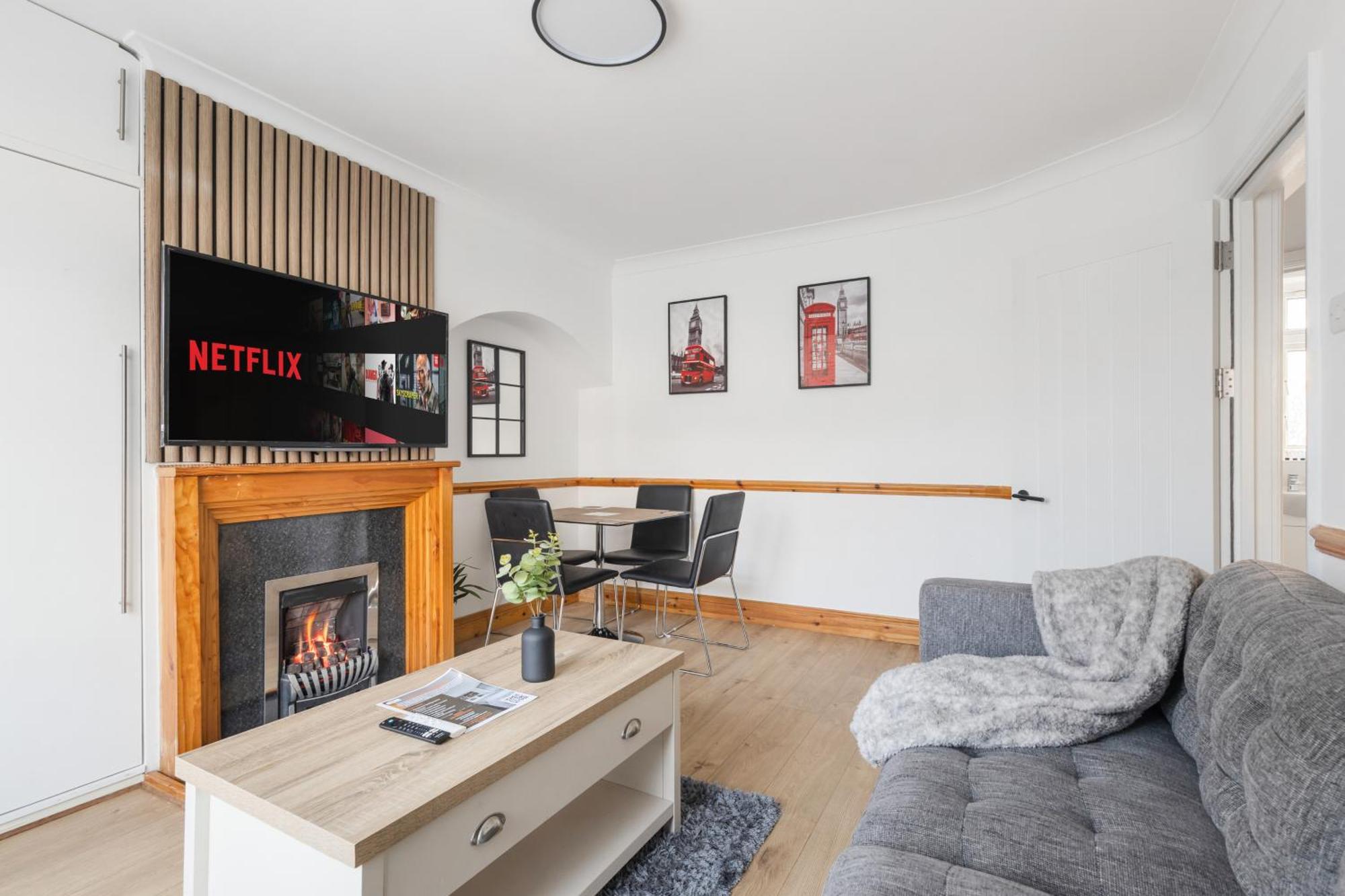 New Luxurious 4 Bedroom London