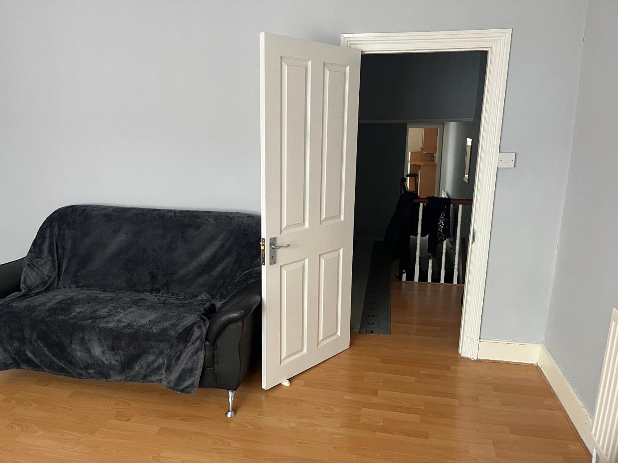 Leilighet First Floor 1 Bed With Lounge And Kitchen *