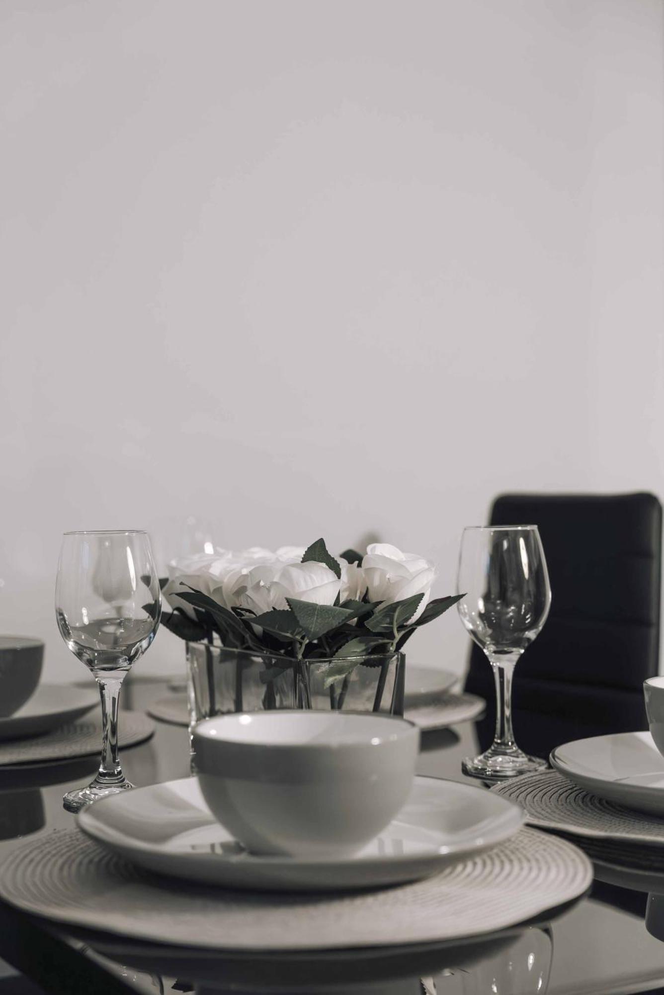 Executive 2 Bed Flat Near Stratford Station - Ideal For Corporate Stays Apartment