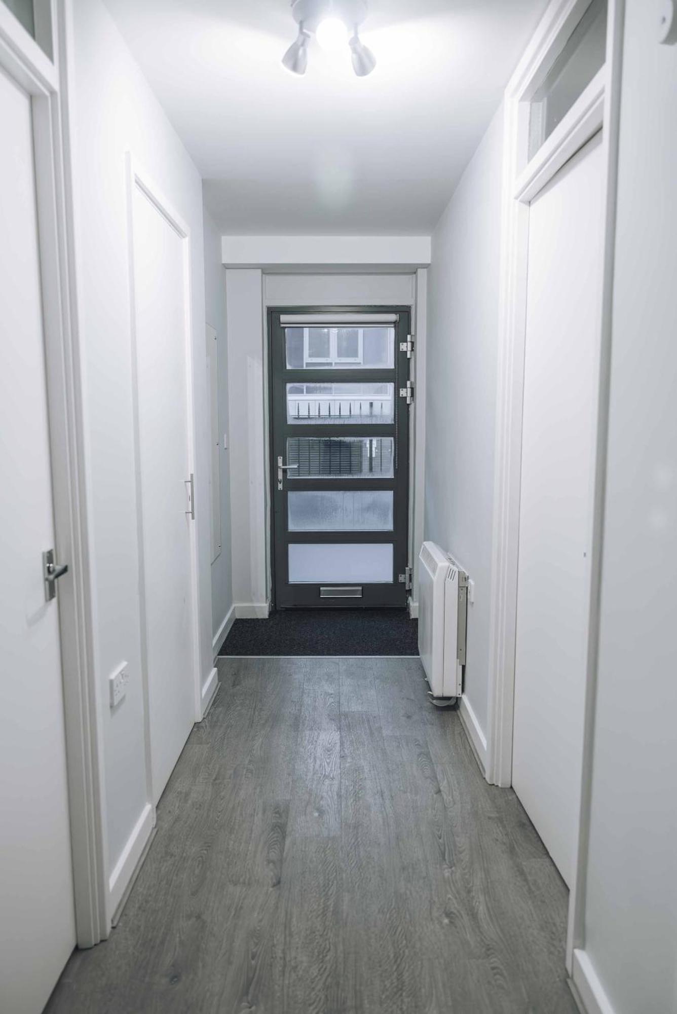 Apartment Executive 2 Bed Flat Near Stratford Station - Ideal For Corporate Stays *