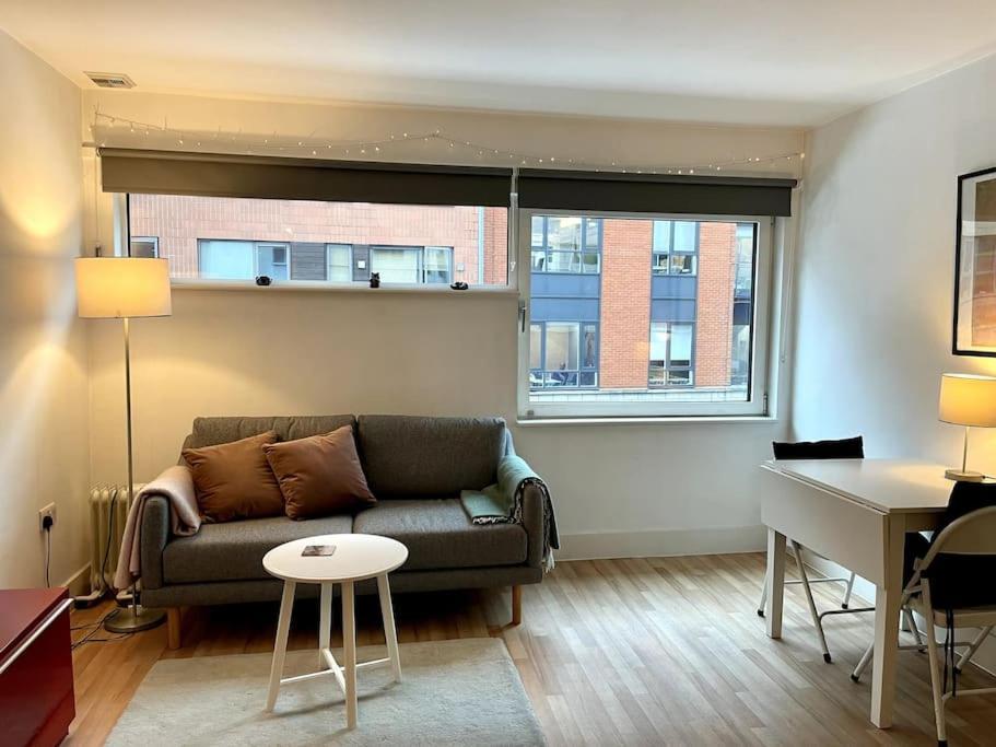 Cosy Scandinavian Style Flat * London