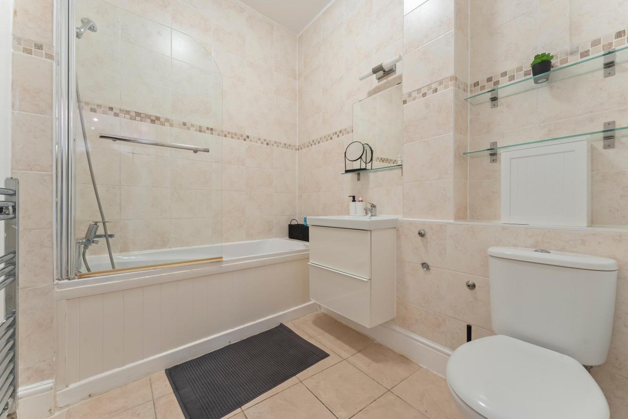 Apartment Airport O2 Excel - Free Wifi & Parking *