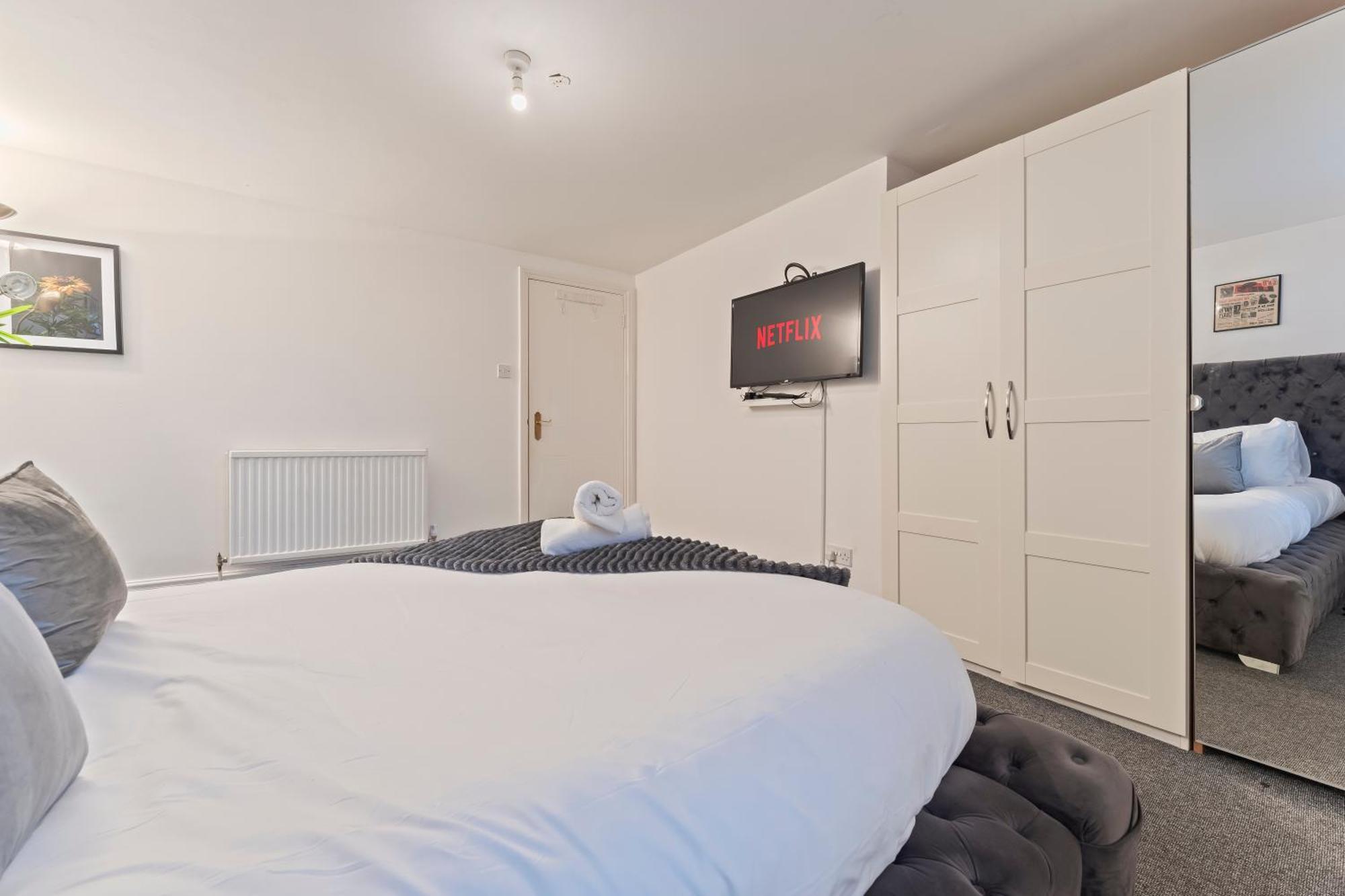 Apartment Airport O2 Excel - Free Wifi & Parking London